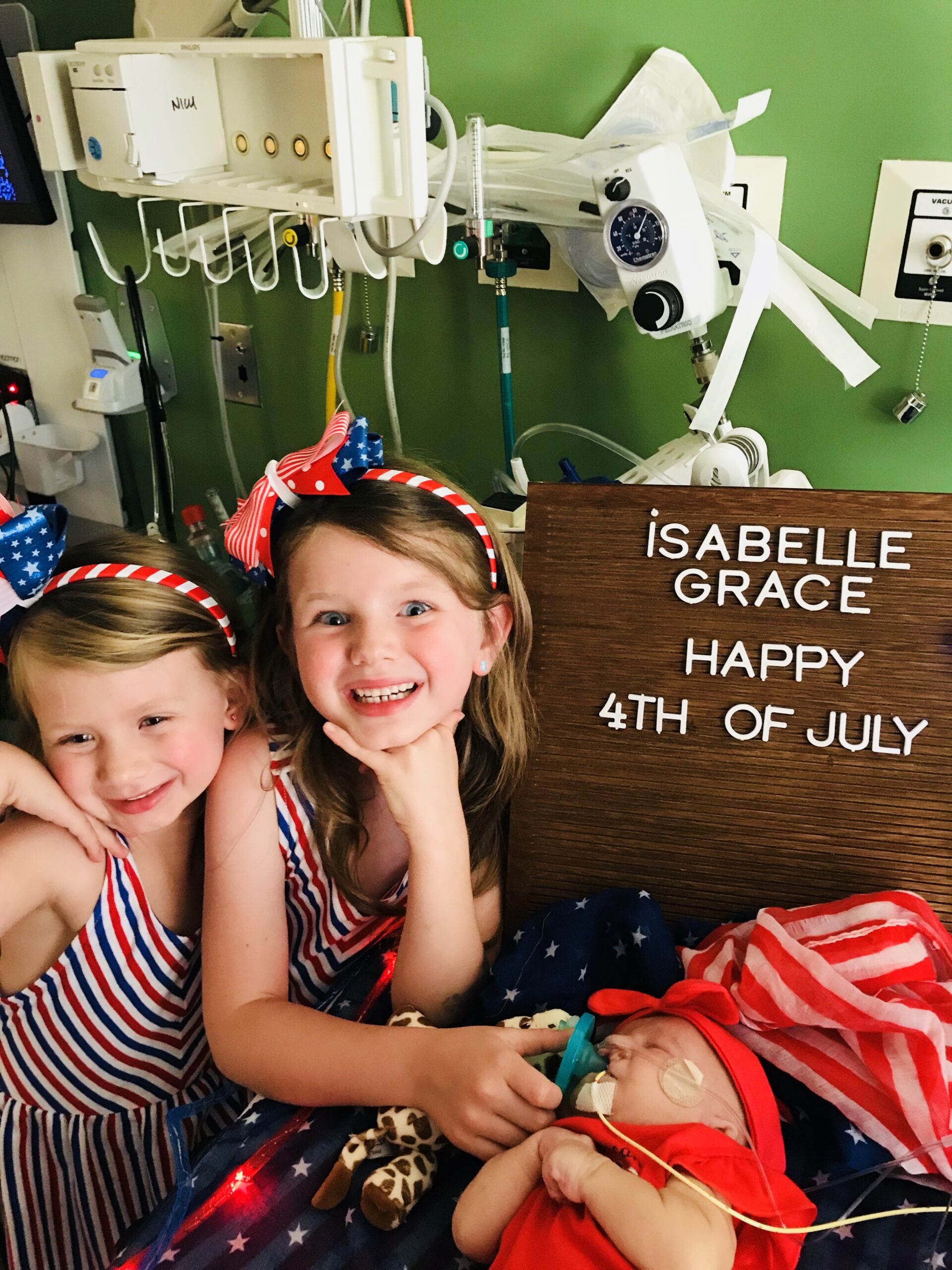 Izzy Farmer with her sisters Emma and Maddie